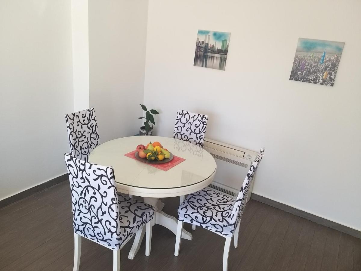 3 Bedroom Apartment With Terrace And Free Parking Split Bagian luar foto