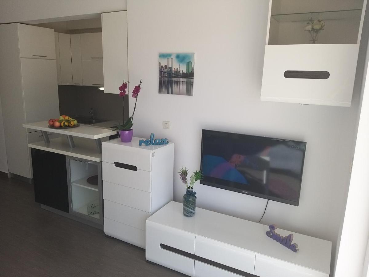 3 Bedroom Apartment With Terrace And Free Parking Split Bagian luar foto